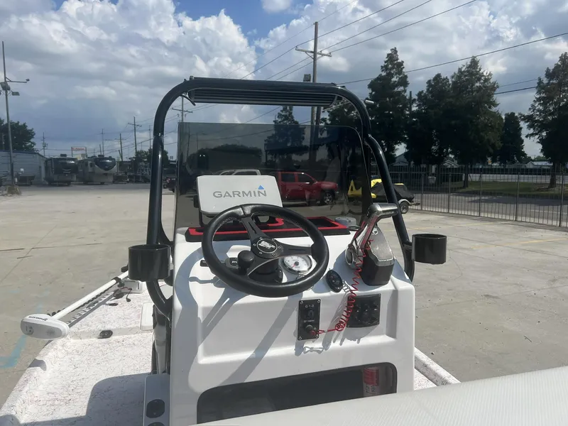 Slide: The Image of Freedom Boats Chiquita 2022 - 7