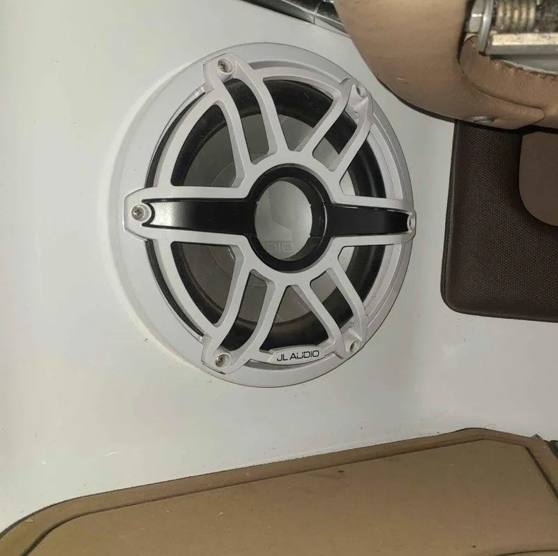 Slide: The Image of Cobalt 242 2009 - 19