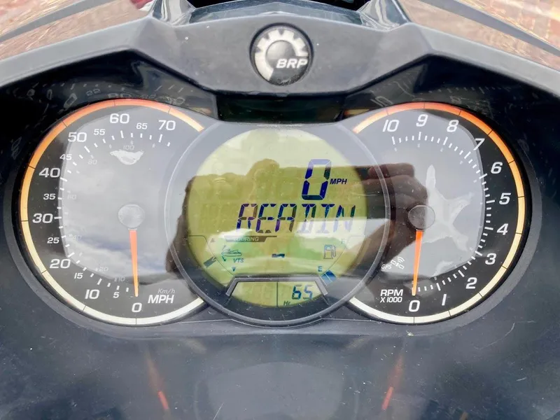 Slide: The Image of Sea-Doo GTI 130 2011 - 10