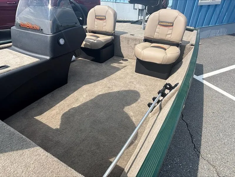 Slide: The Image of Tracker BT CLASSIC SE 2025 - 7