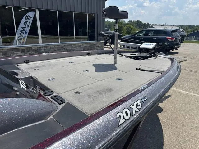 Slide: The Image of Triton 20 x3 2009 - 7