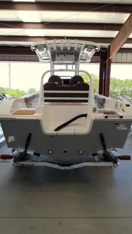 Slide: The Image of Sea Pro 245FLX Sandbar 2025 - 2