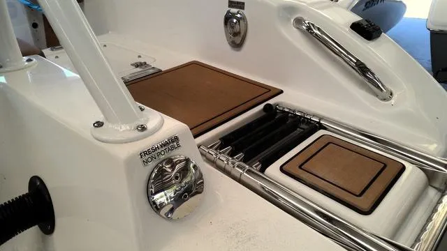 Slide: The Image of Sea Pro 245FLX Sandbar 2025 - 3