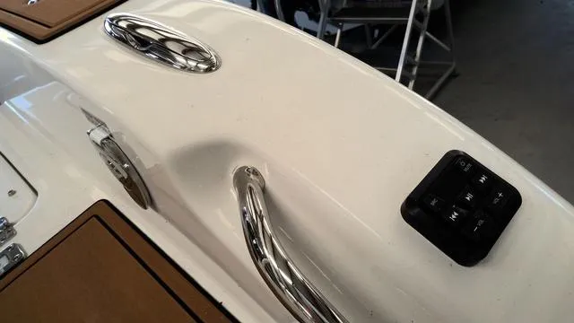 Slide: The Image of Sea Pro 245FLX Sandbar 2025 - 4