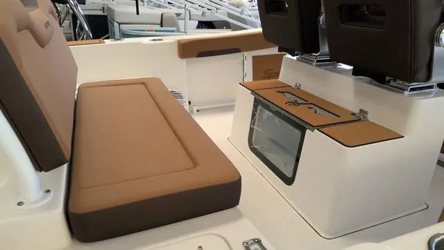 Slide: The Image of Sea Pro 245FLX Sandbar 2025 - 5