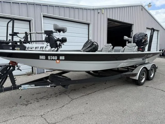 Slide: The Image of Avid 20 XB 2022 - 3