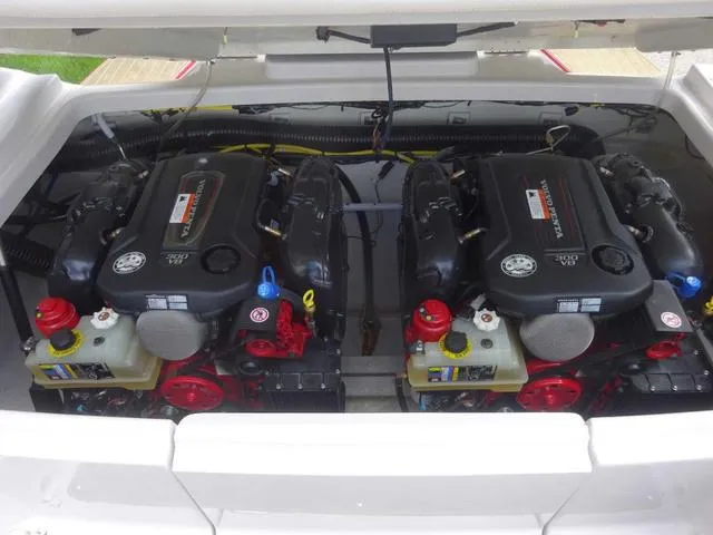 Slide: The Image of Four Winns H290 2017 - 23