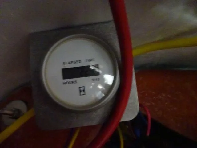 Slide: The Image of Four Winns H230 2017 - 11