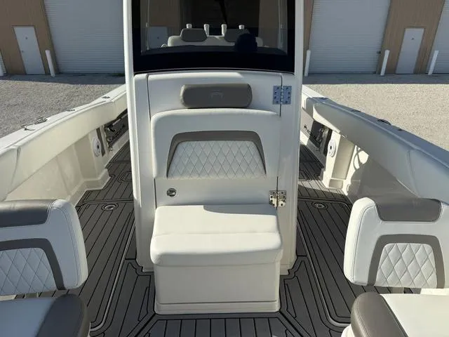 Slide: The Image of World Cat 280 CC-X 2023 - 11