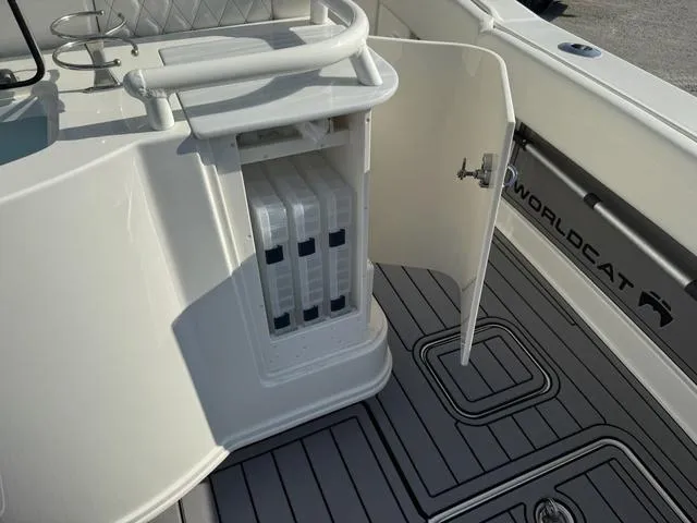 Slide: The Image of World Cat 280 CC-X 2023 - 14