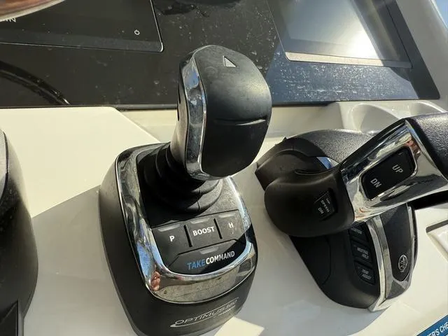 Slide: The Image of World Cat 280 CC-X 2023 - 15