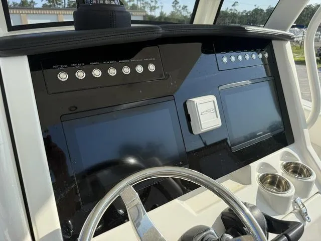 Slide: The Image of World Cat 280 CC-X 2023 - 16