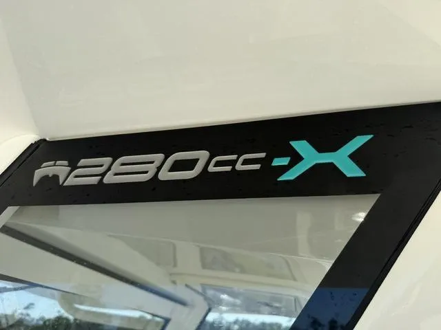 Slide: The Image of World Cat 280 CC-X 2023 - 17