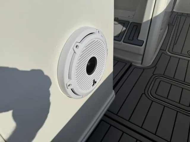 Slide: The Image of World Cat 280 CC-X 2023 - 20