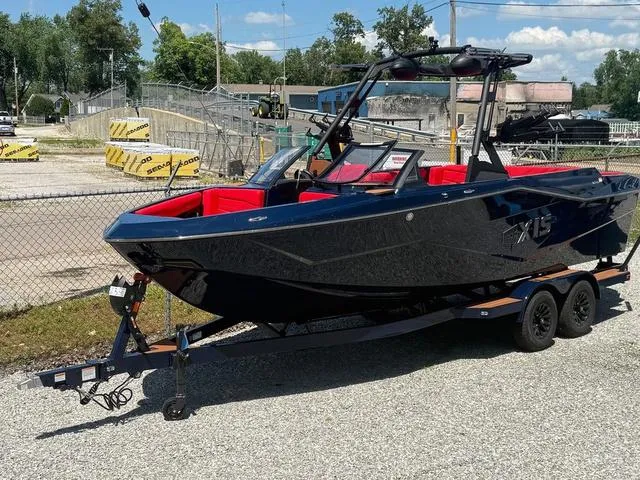 The Image of Axis T235 2025 - 1