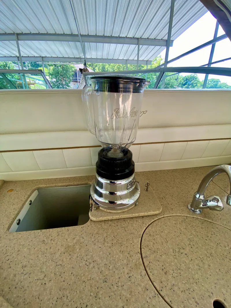 Slide: The Image of Blender on countertop in 2006 Rinker 360 Fiesta Vee boat kitchen area. - 12