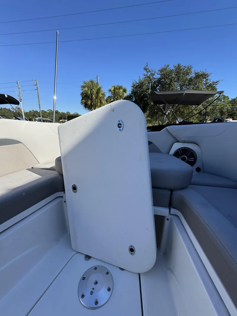 Slide: The Image of Hurricane Center Console 24 OB 2025 - 37