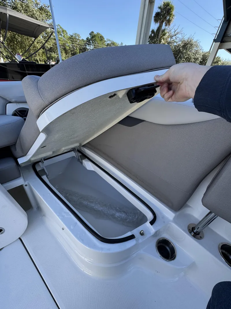 Slide: The Image of Hurricane Center Console 24 OB 2025 - 38