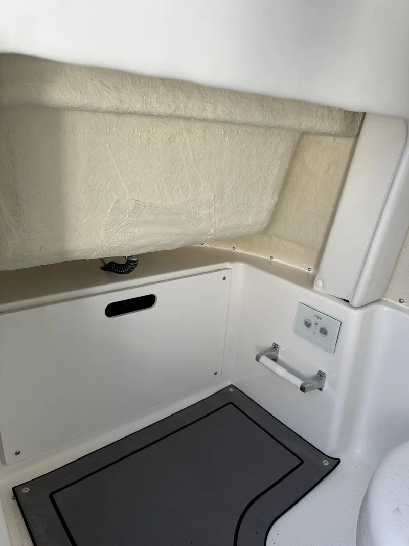 Slide: The Image of Hurricane Center Console 24 OB 2025 - 44