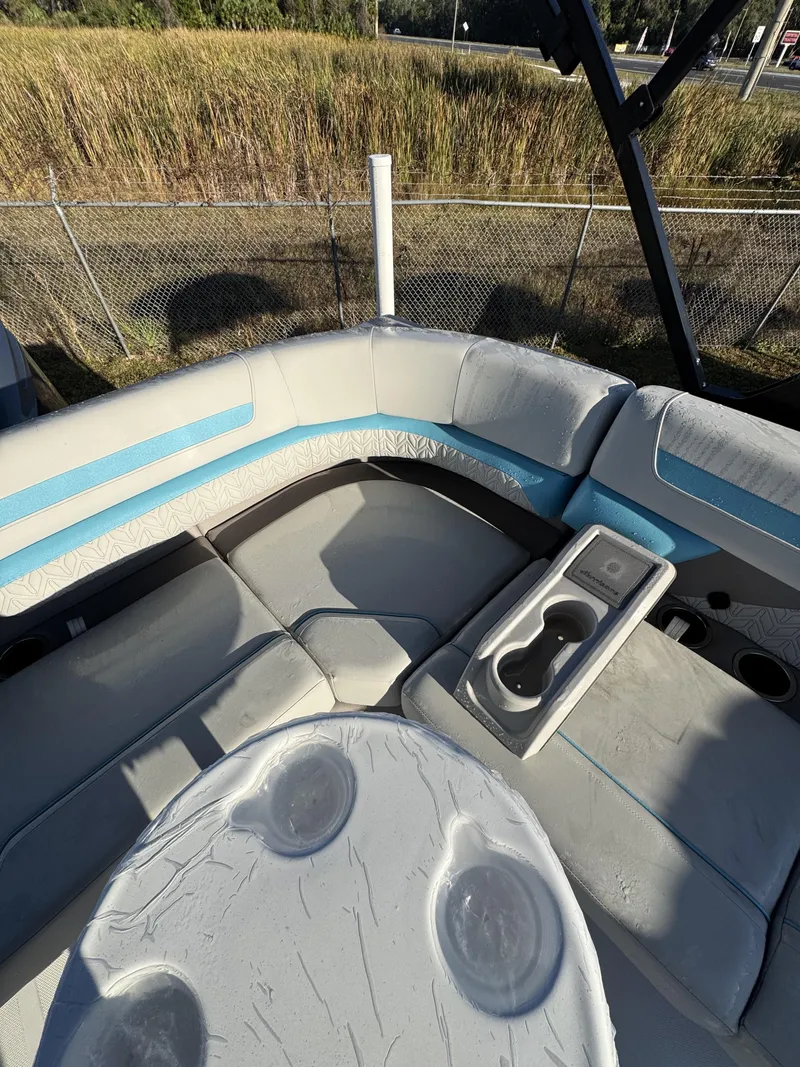 Slide: The Image of Hurricane FunDeck OB FD 2360 REF OB 2025 - 41