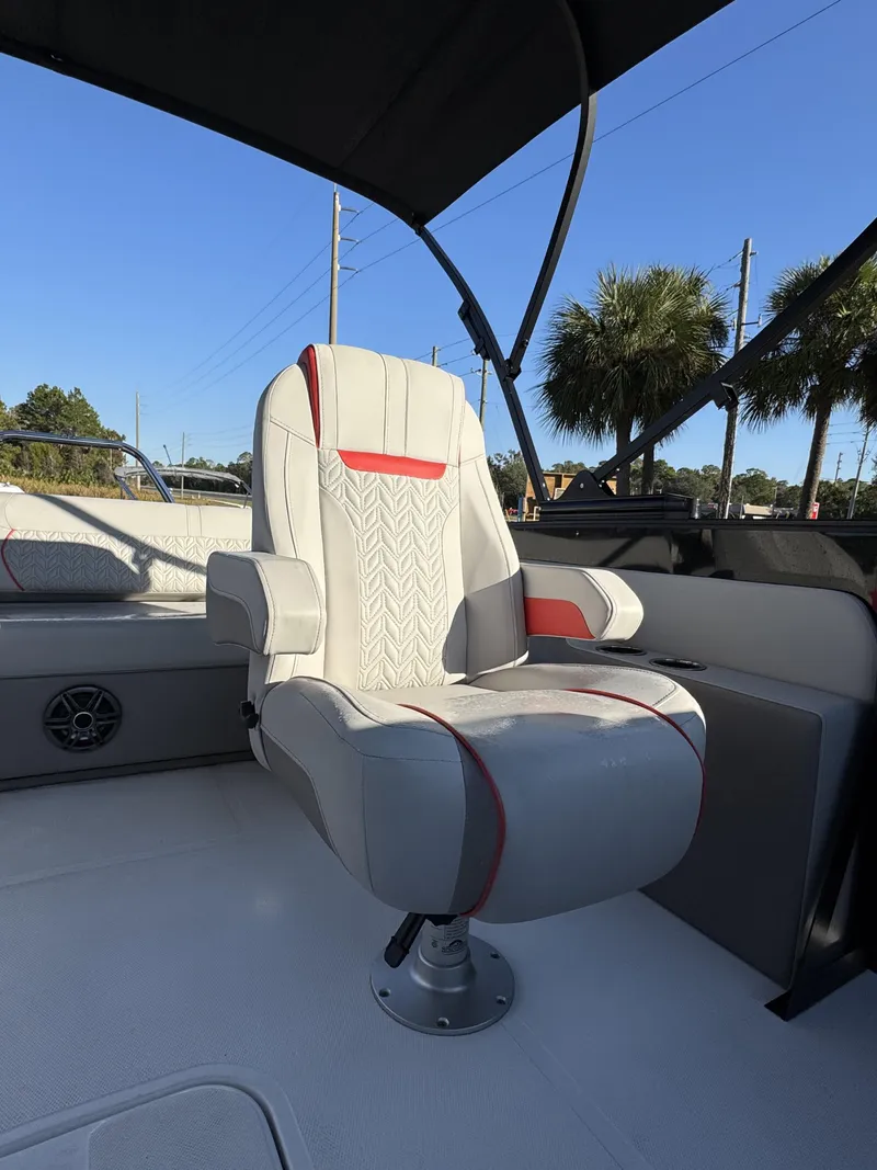 Slide: The Image of Hurricane FunDeck OB FD 2360 SFL OB 2025 - 33