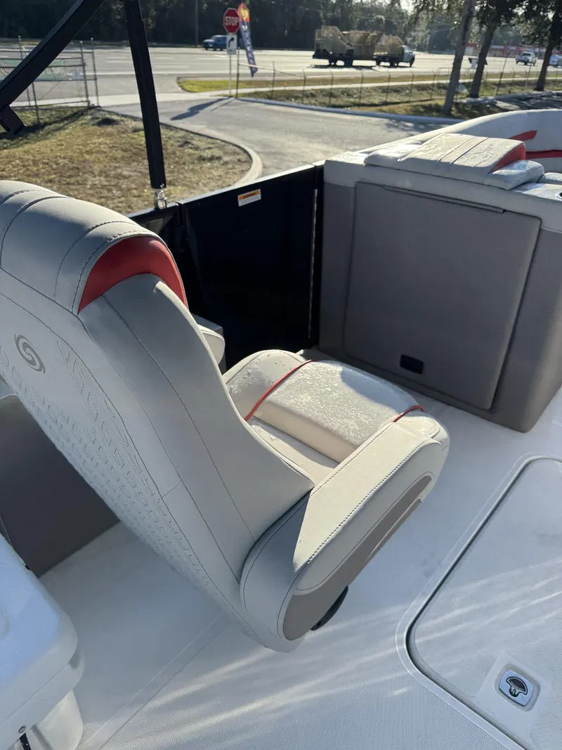 Slide: The Image of Hurricane FunDeck OB FD 2360 SFL OB 2025 - 35