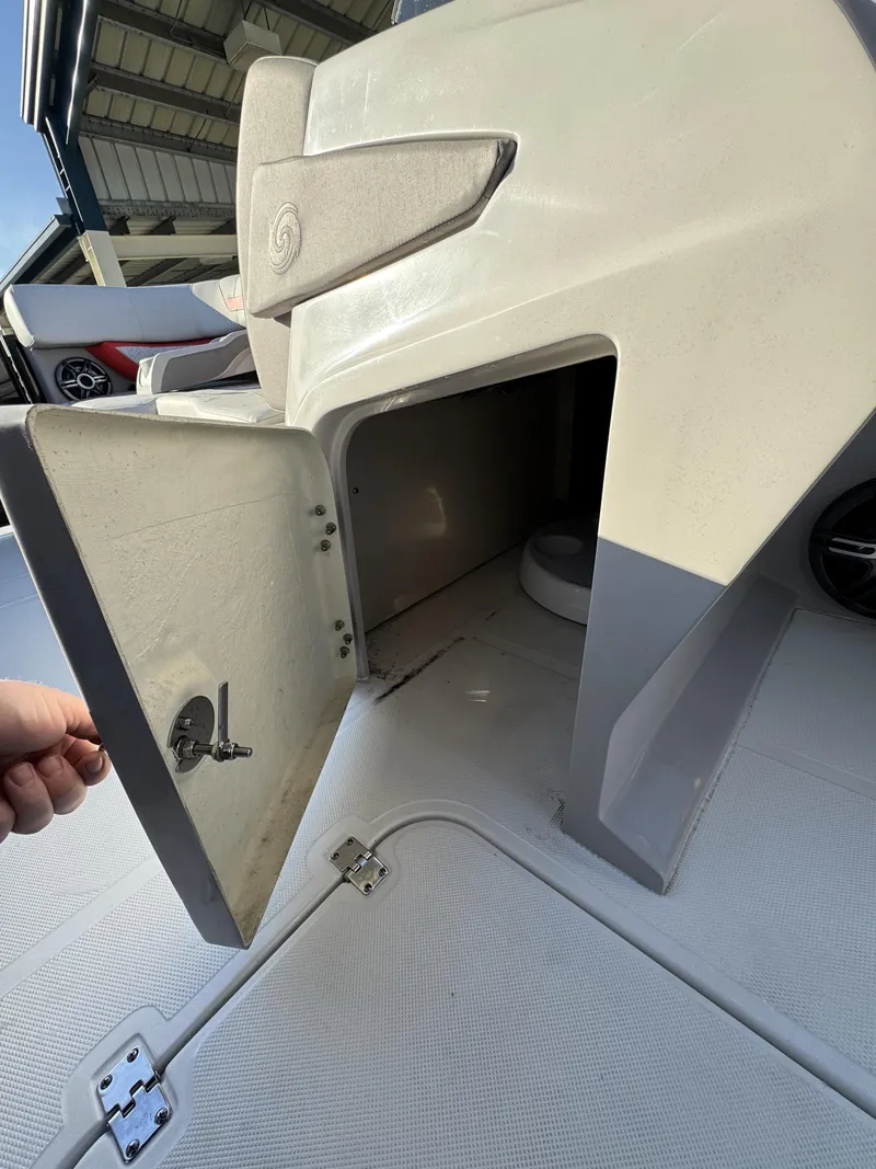 Slide: The Image of Hurricane FunDeck OB FD 2360 SFL OB 2025 - 42