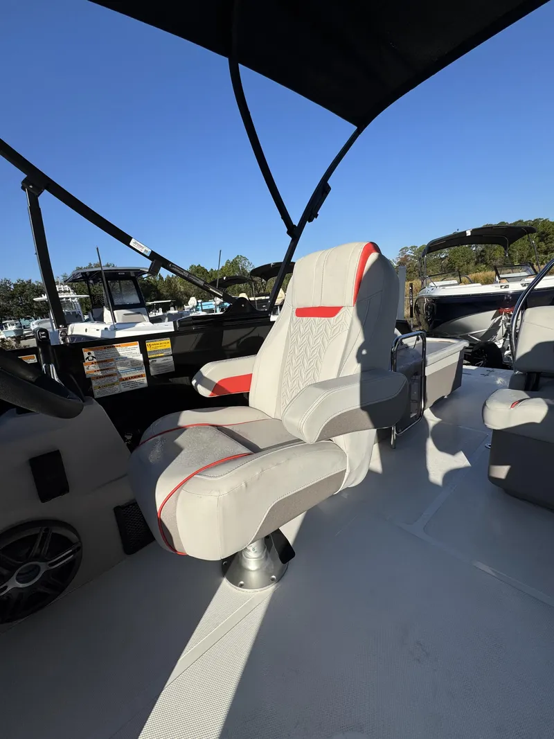 Slide: The Image of Hurricane FunDeck OB FD 2360 SFL OB 2025 - 43