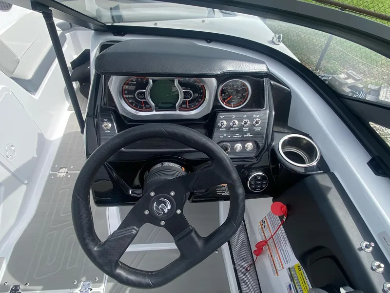 Slide: The Image of Scarab 215 SE 2025 - 12