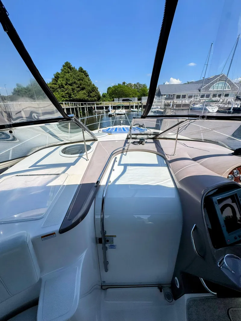 Slide: The Image of Regal 3860 Commodore 2004 - 15