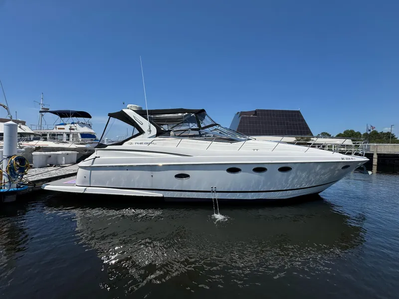 Slide: The Image of Regal 3860 Commodore 2004 - 2