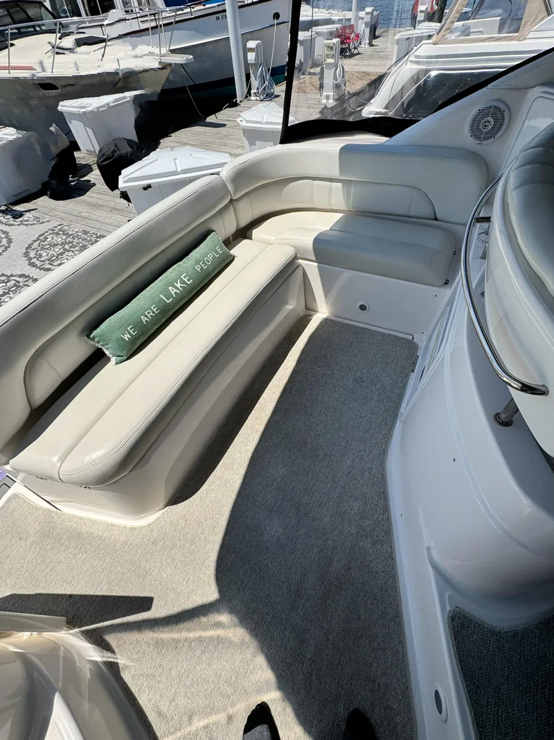 Slide: The Image of Regal 3860 Commodore 2004 - 23