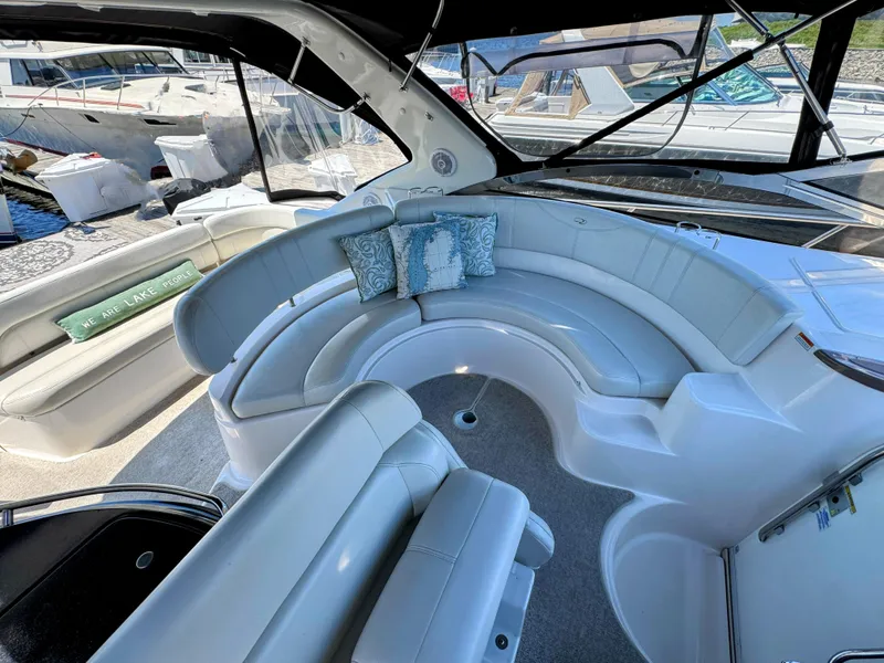 Slide: The Image of Regal 3860 Commodore 2004 - 25