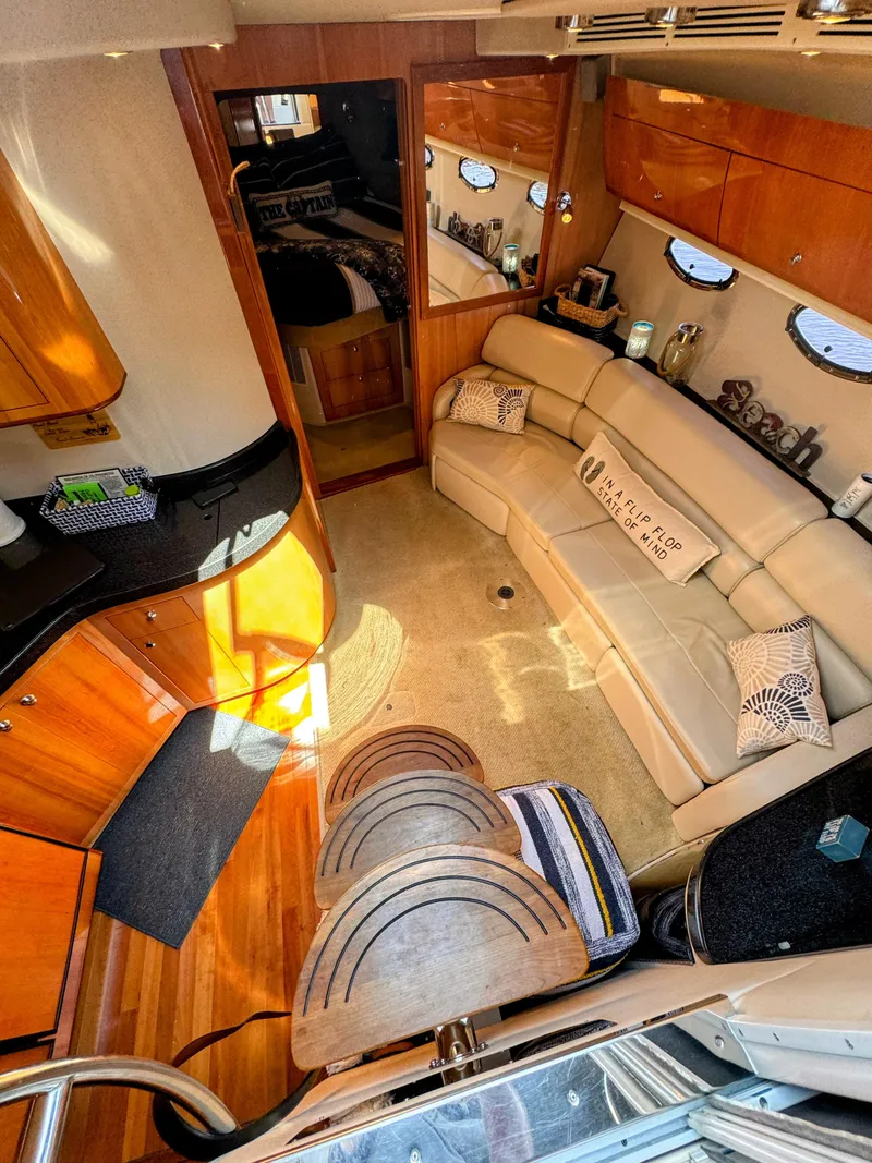 Slide: The Image of Regal 3860 Commodore 2004 - 31