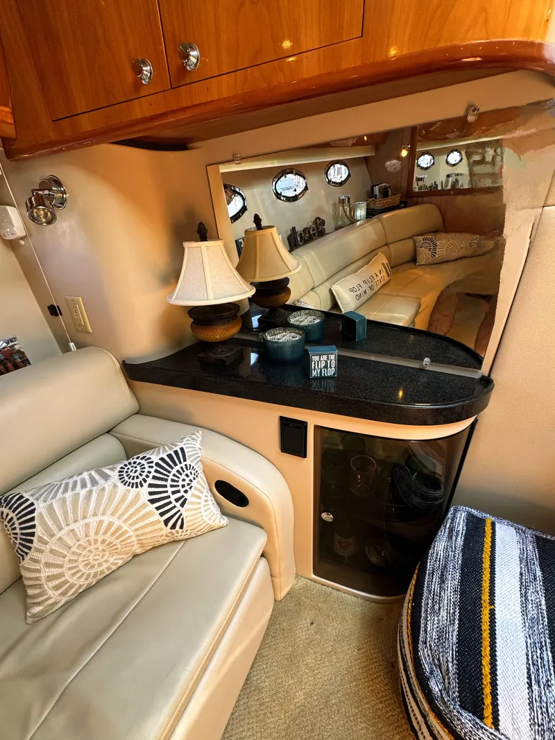 Slide: The Image of Regal 3860 Commodore 2004 - 34