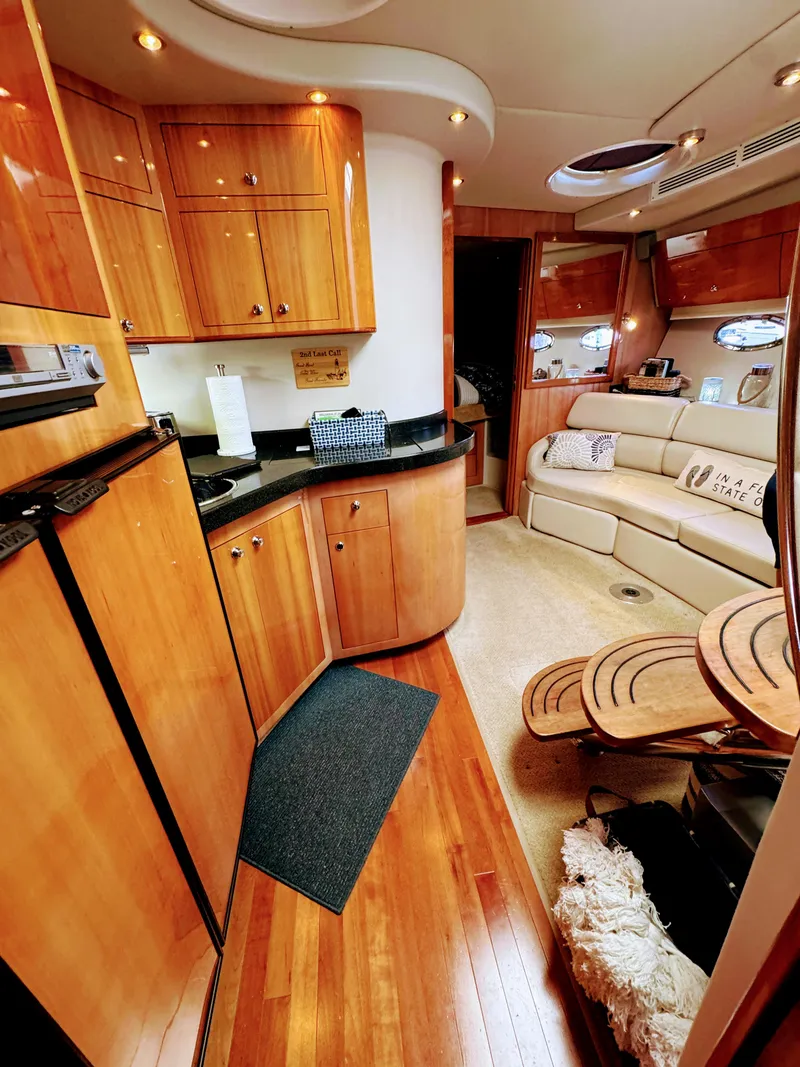 Slide: The Image of Regal 3860 Commodore 2004 - 35