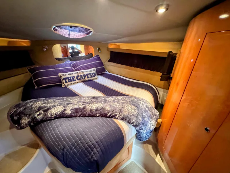 Slide: The Image of Regal 3860 Commodore 2004 - 41