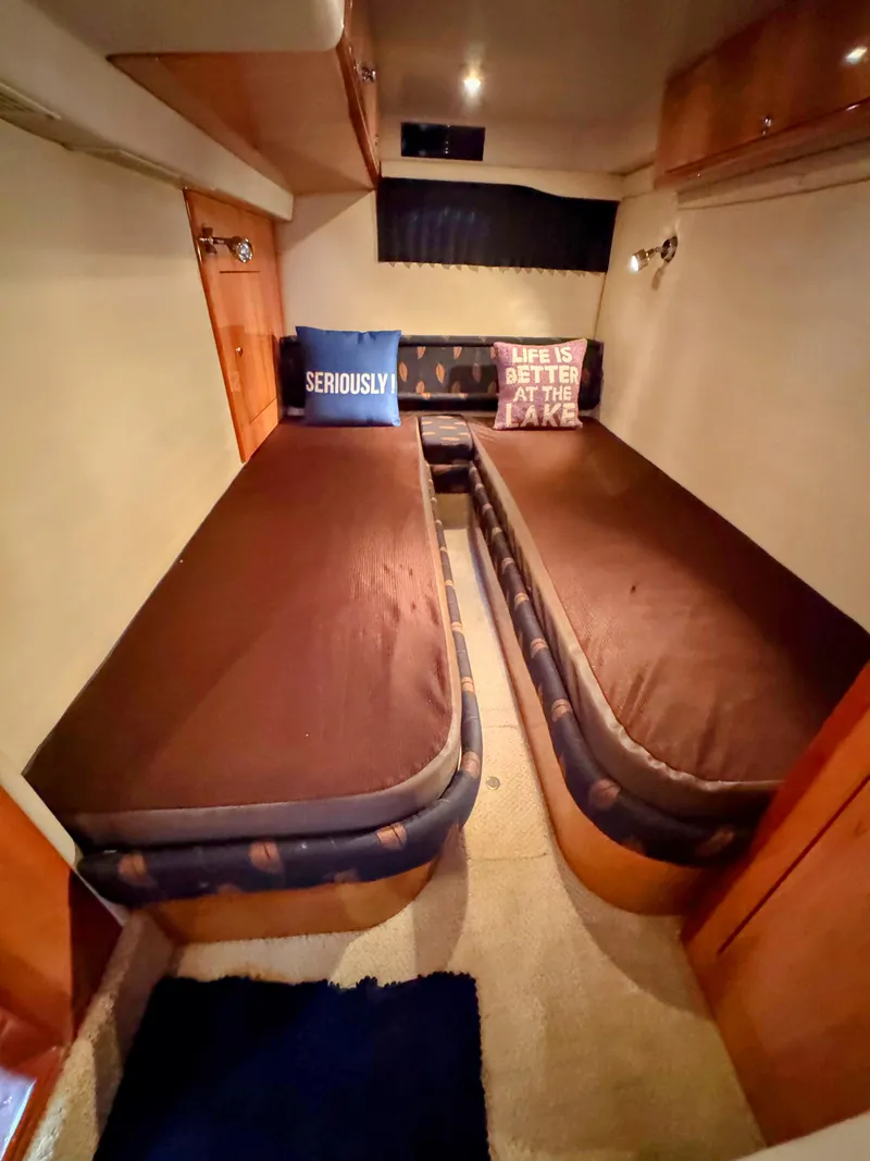 Slide: The Image of Regal 3860 Commodore 2004 - 49