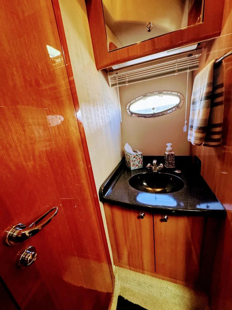 Slide: The Image of Regal 3860 Commodore 2004 - 52