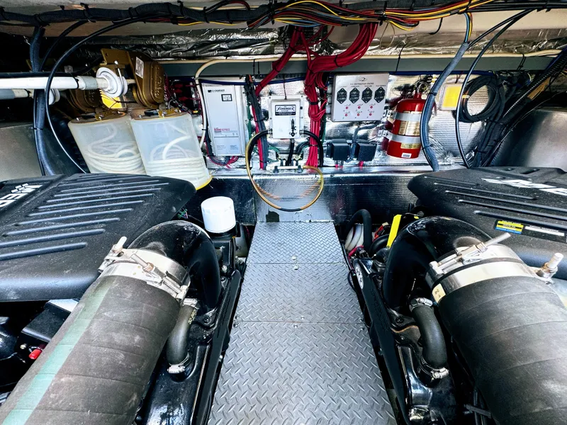 Slide: The Image of Regal 3860 Commodore 2004 - 60