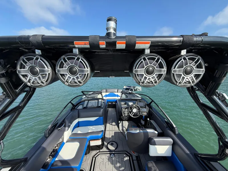 Slide: The Image of Moomba Mojo 2022 - 13