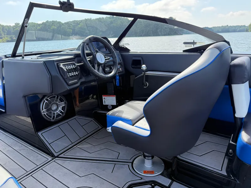 Slide: The Image of Moomba Mojo 2022 - 16