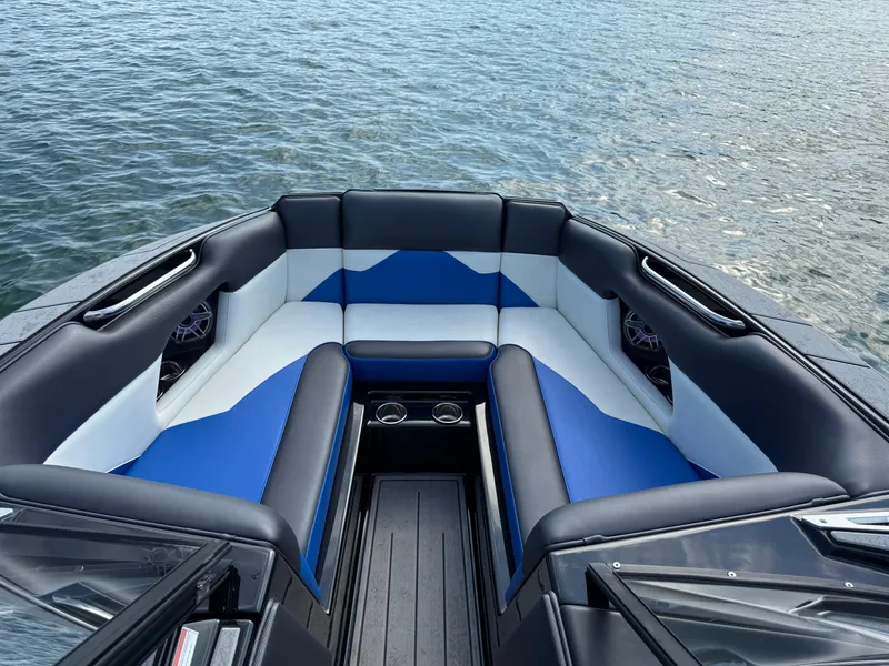 Slide: The Image of Moomba Mojo 2022 - 18