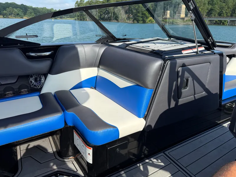 Slide: The Image of Moomba Mojo 2022 - 24