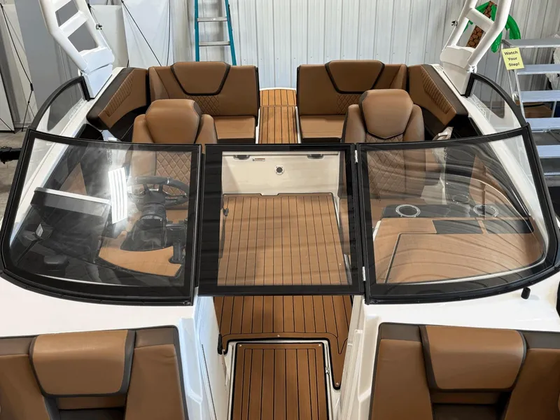 Slide: The Image of Yamaha 222SE 2025 - 11