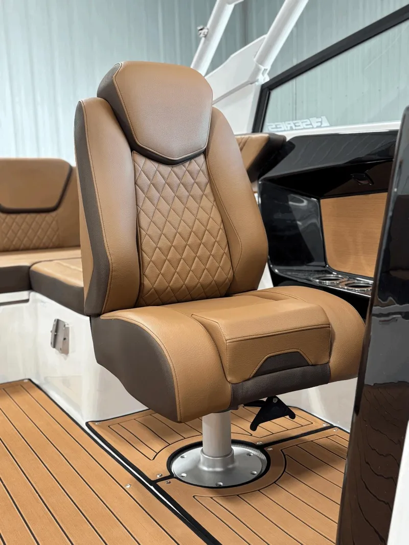 Slide: The Image of Yamaha 222SE 2025 - 14