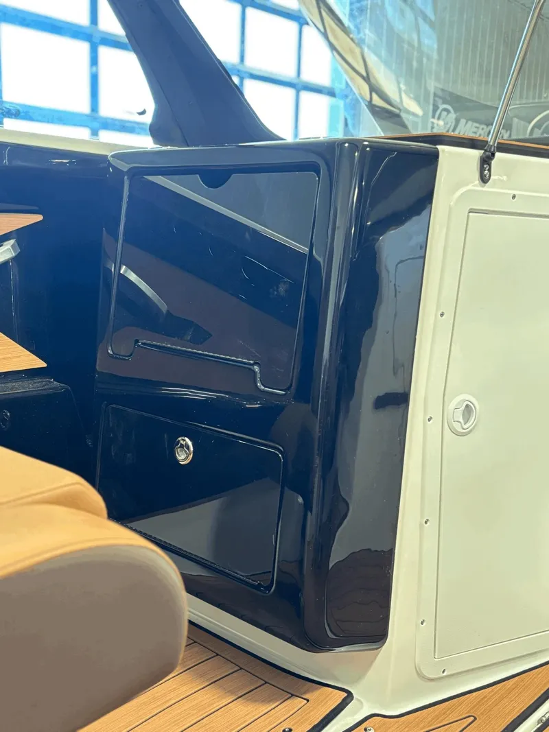 Slide: The Image of Yamaha 222SE 2025 - 15