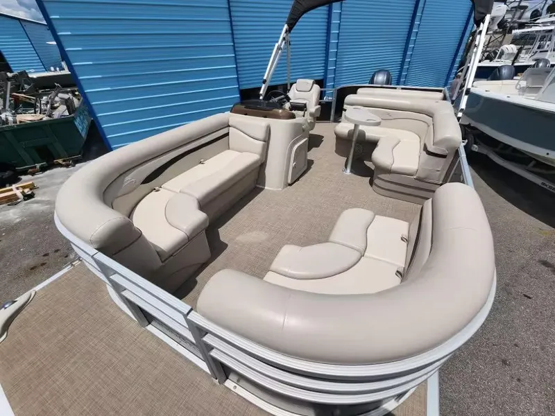 Slide: The Image of Bennington 22 SSLX 2017 - 9