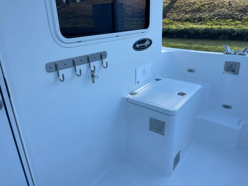 Slide: The Image of American Tug 34 2006 - 61