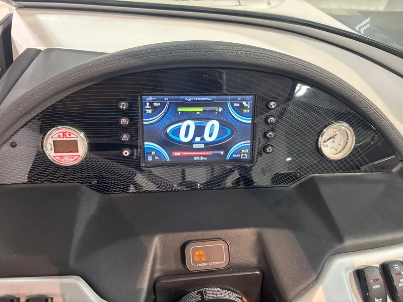 Slide: The Image of Regal 22 FasDeck 2019 - 16